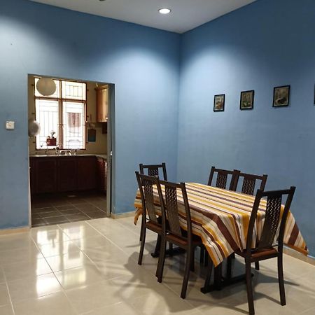 Yasmeen Homestay Kemaman Chukai Zewnętrze zdjęcie