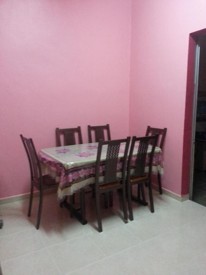 Yasmeen Homestay Kemaman Chukai Zewnętrze zdjęcie