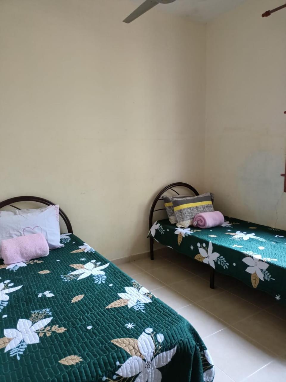 Yasmeen Homestay Kemaman Chukai Zewnętrze zdjęcie